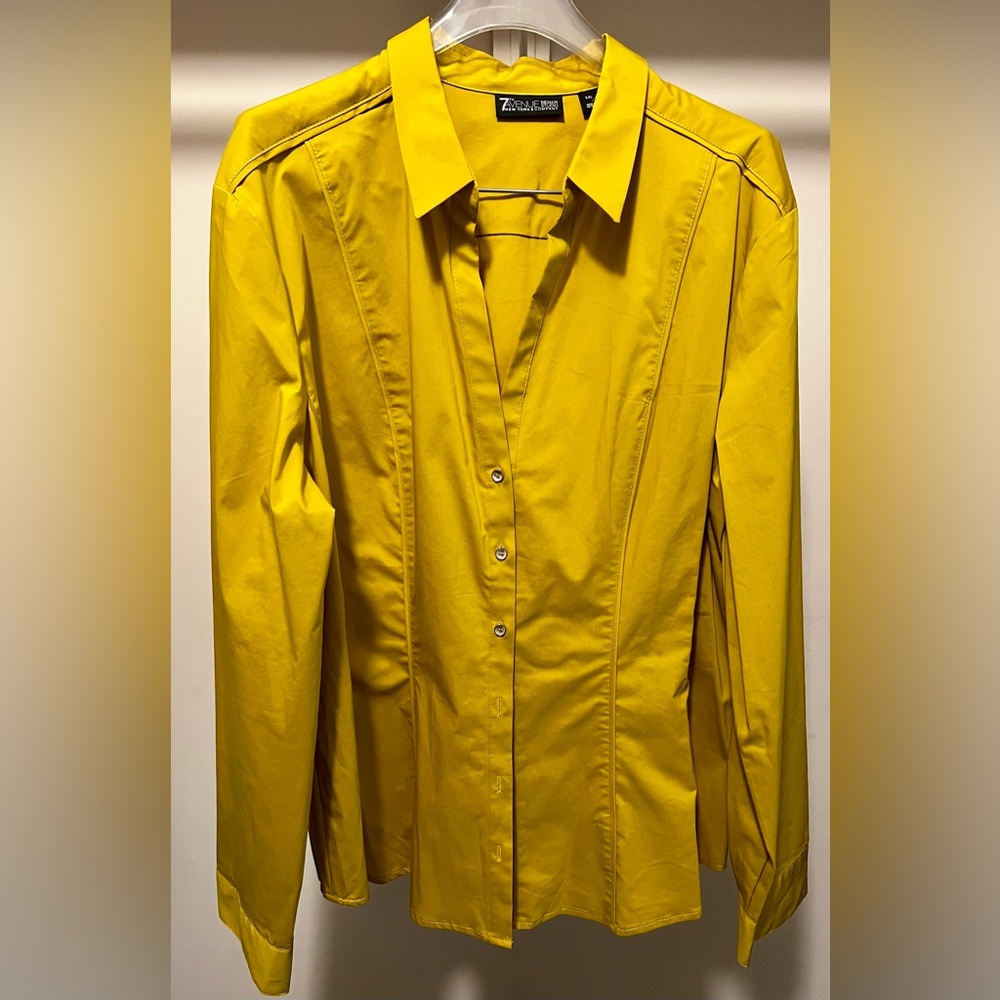 NY & Company 7th Avenue Women’s Button-down Yellow/Gold Blouse